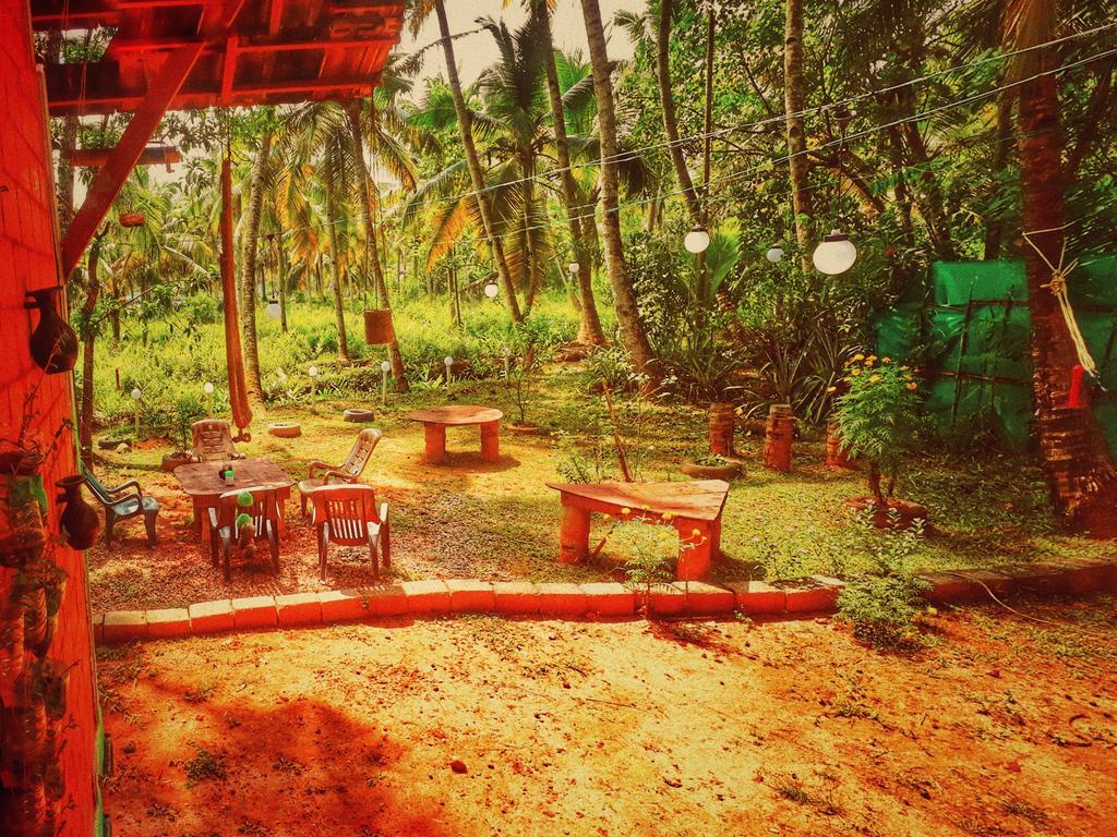 Munroe Paradise Apartment Munroe Island ภายนอก รูปภาพ